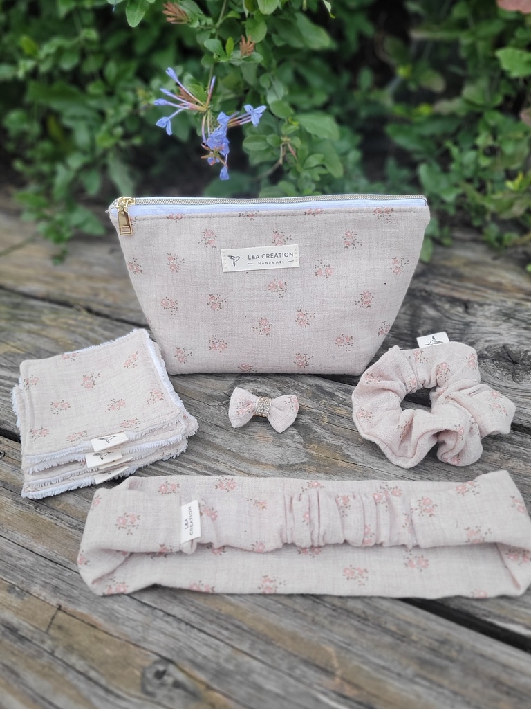 KIT cadeau : Trousse maquillage + 4 lingettes + 1 barrette + 1 chouchou + 1 bandeau - en gaze de coton Liberty -  BIO au choix 