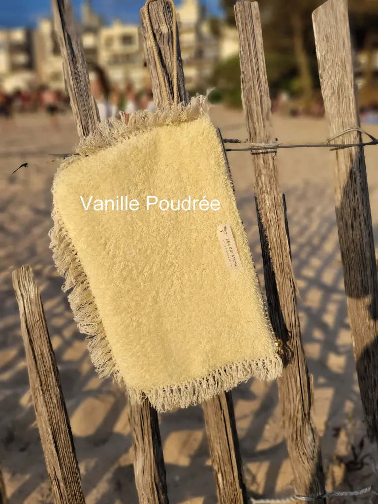 pochette vanille poudré.webp