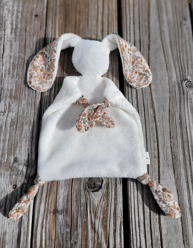 Doudou lapin personnalisable bébé - cadeau naissance