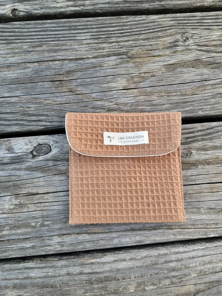 Pochette imperméable savon