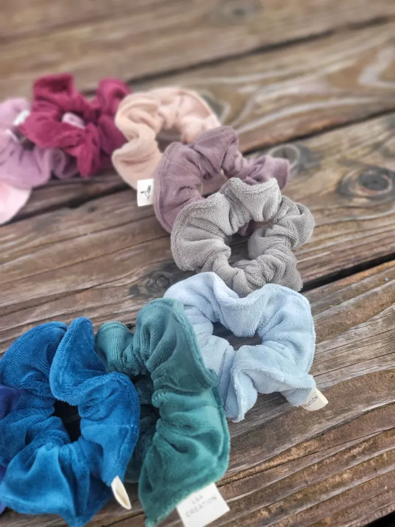 chouchou scrunchie velours tout doux