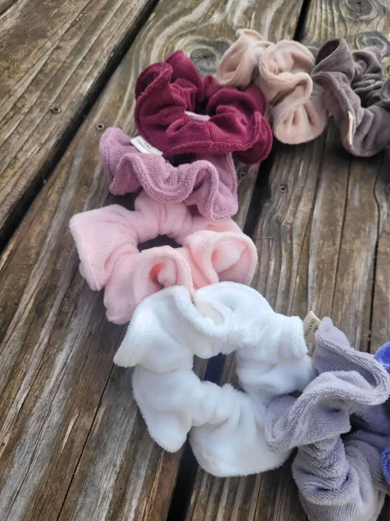 chouchou scrunchie velours tout doux