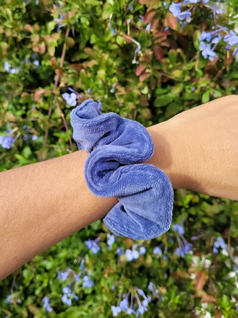 chouchou scrunchie velours tout doux