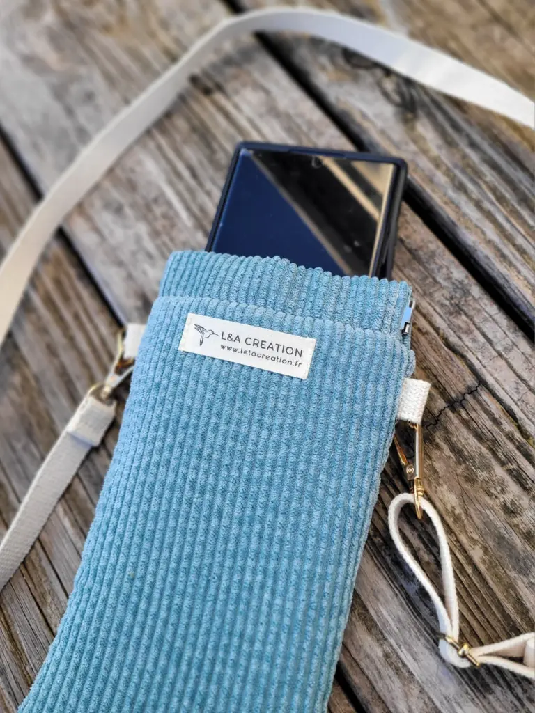 Pochette pour téléphone velours L&A Création
