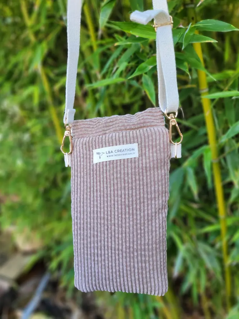 Pochette pour téléphone velours L&A Création