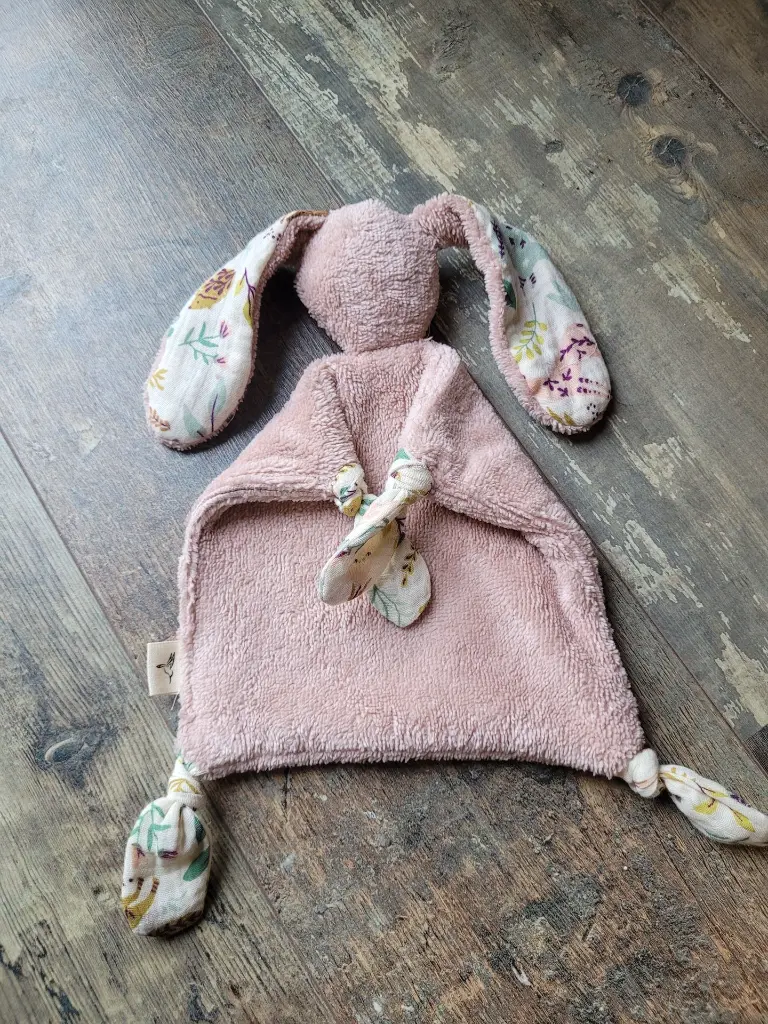 Doudou lapin personnalisable bébé - cadeau naissance