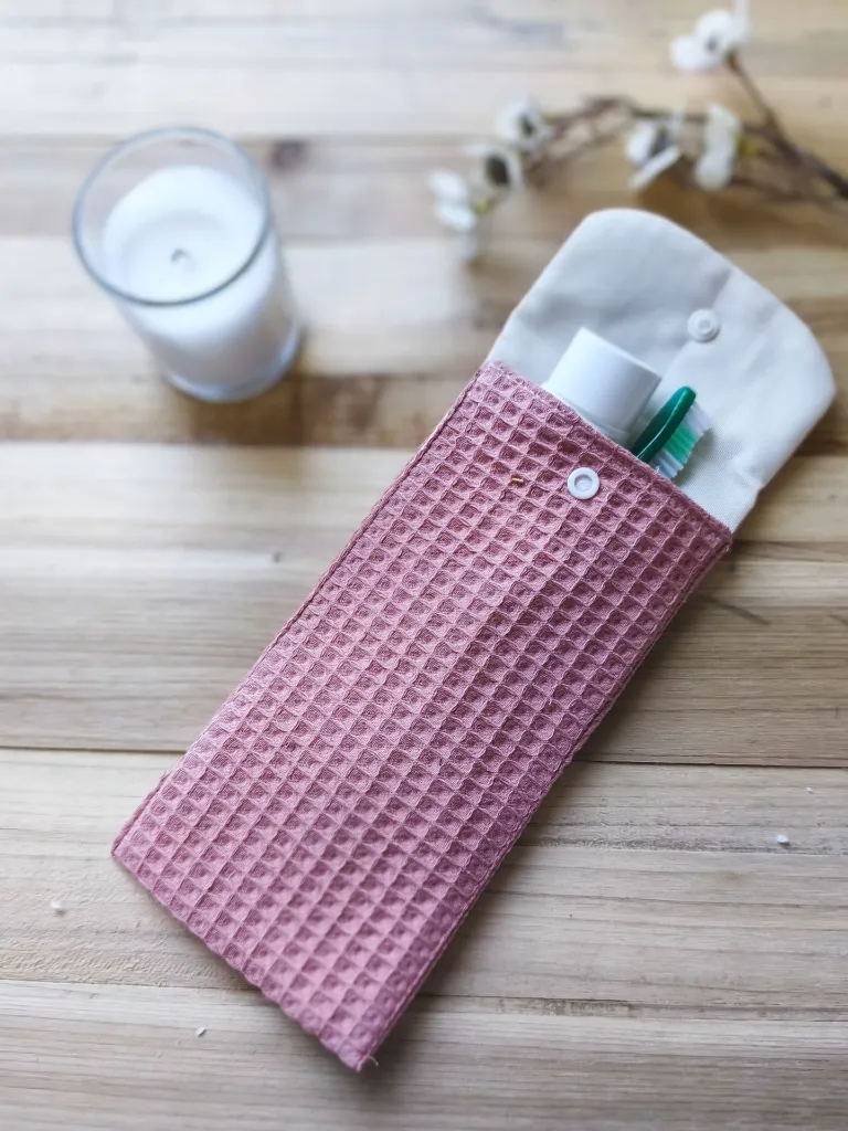 pochette étui imperméable pour brosse à dent dentifrice