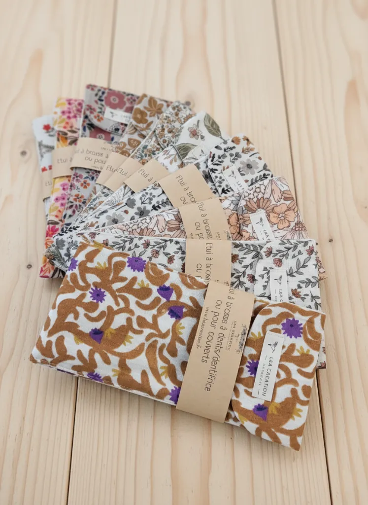 Pochette étui à brosse à dent imperméable