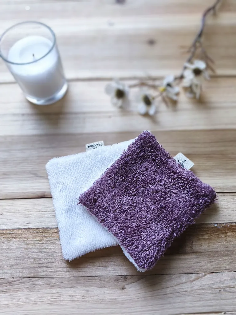 lingette coton démaquillant Eponge violet BIO
