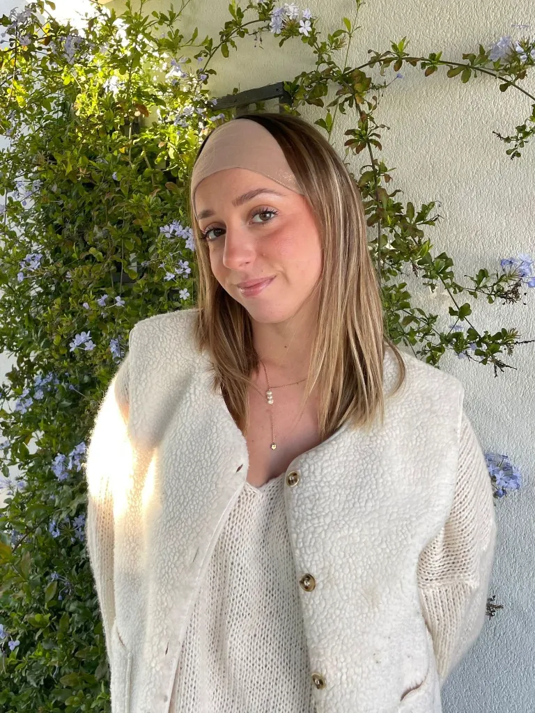 beige scintillant.webp