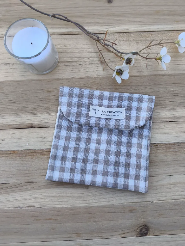 Pochette étui à savon ou lingettes - imperméable - L&A Création