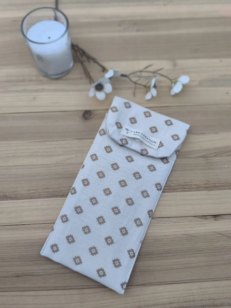 Etui imperméable pour brosse à dents  dentifrice ou couverts L&A Création