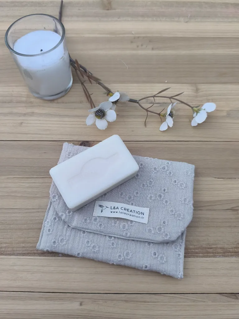 Pochette étui à savon ou lingettes - imperméable - L&A Création