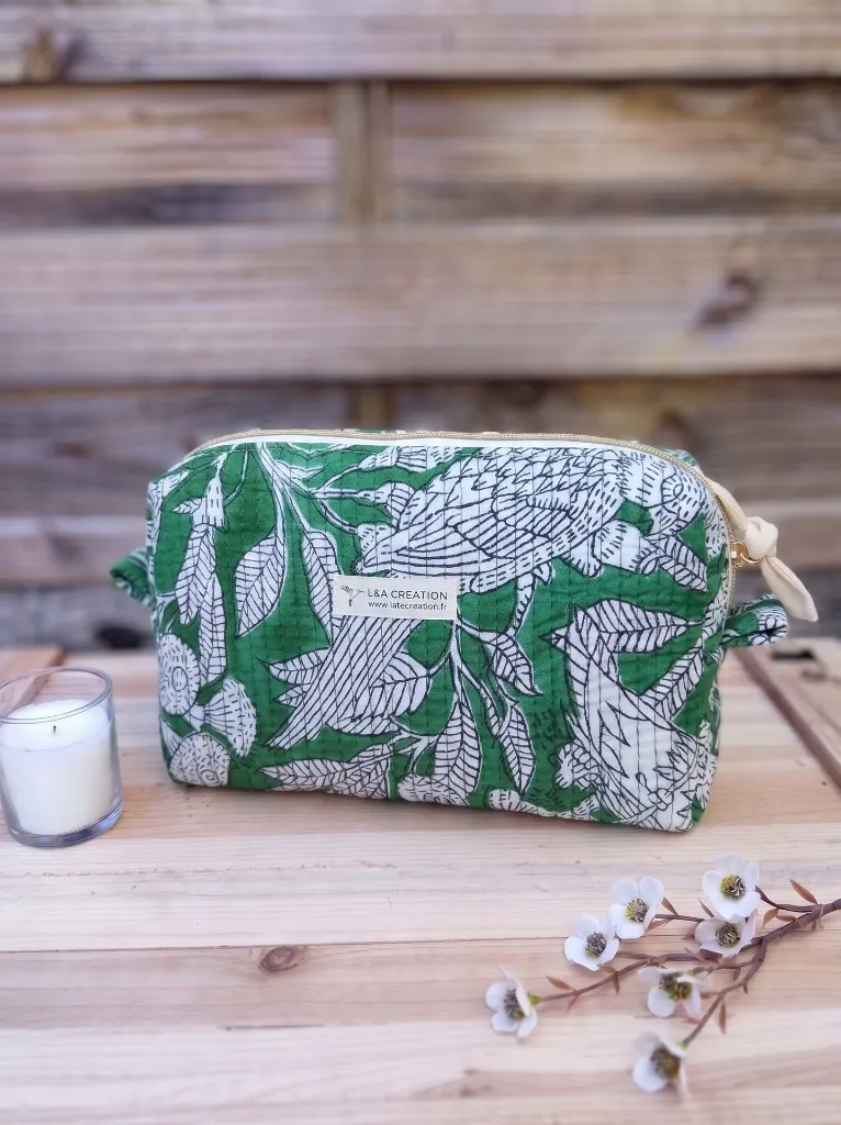 Trousse matelassé tissu Indien vert jungleL&A Création.webp