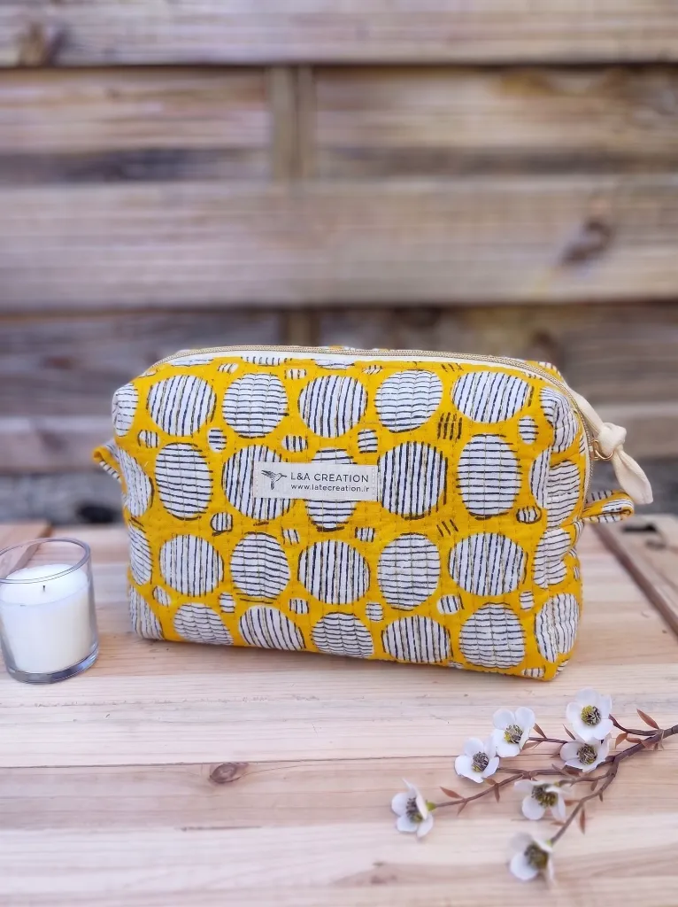 Trousse matelassé tissu Indien jaune rond L&A Création.webp