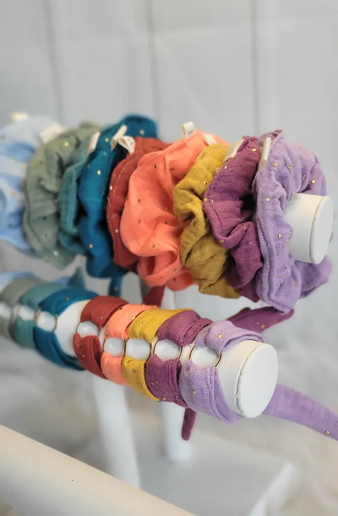 Bracelet en tissu et anneau en acier inoxydable - gaze de coton à pois doré - couleur au choix