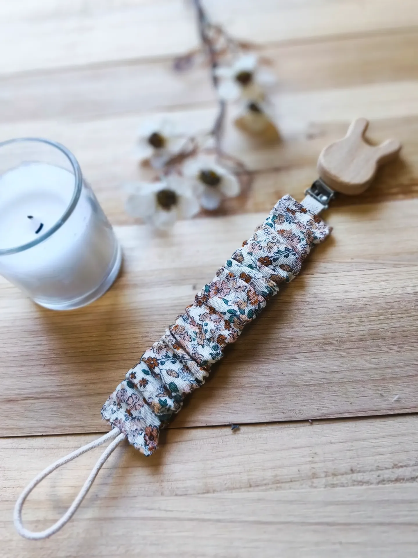 Attache tétine lapinou - couleur au choix (1 Coeurs taupe)