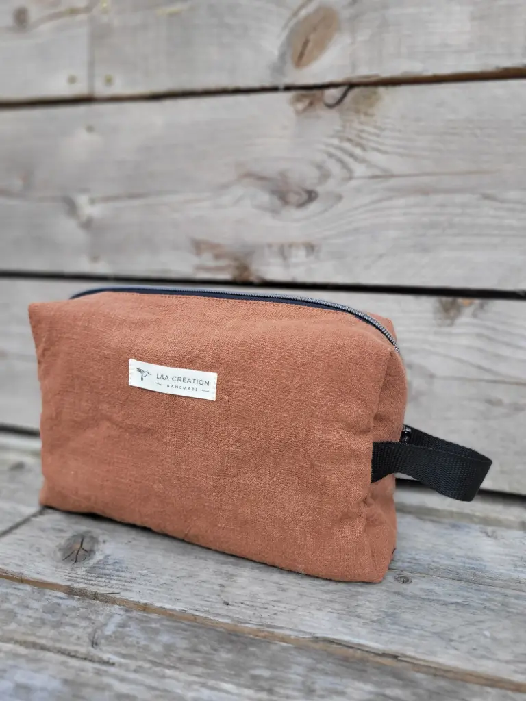 Trousse de toilette en lin - couleur au choix (Ecru)