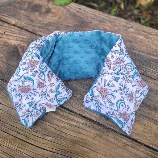 Bouillotte sèche à base de Riz - Déhoussable - Bi-Matière - Coton imprimé et Polaire paon - EN STOCK - Disponible de suite 